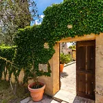 La Pajara De La Urpe Specchia